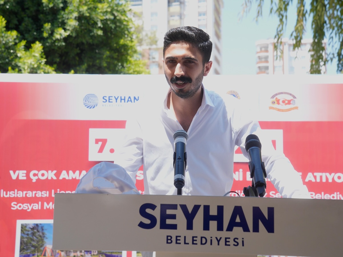 2000 Evler Mahallesi̇ Muhtari Tolga Yildirim