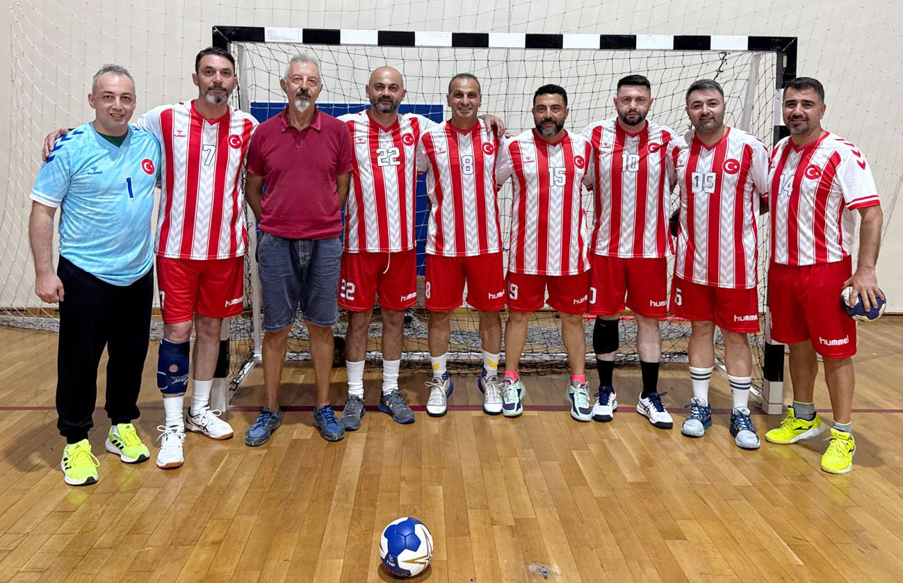 Adana Veteranlar Hentbol Karması