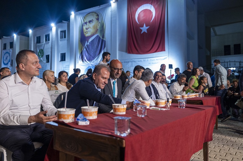 Başkan Seçer, ‘Gadi̇r Hum Bayrami’ Kutlamasina Katildi (2)