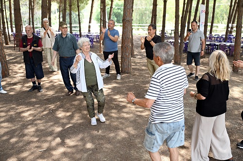 Büyükşehi̇r’den Hastalari Ve Hasta Yakinlarini Mutlu Eden Program (4)