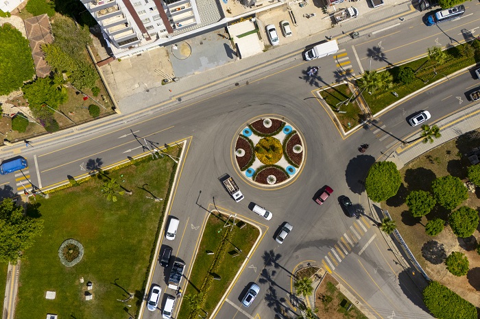 Büyükşehi̇r’den Tarsus’un Doğu Ve Bati Gi̇ri̇ş Noktalarinda Peyzaj Çalişmasi… (1)