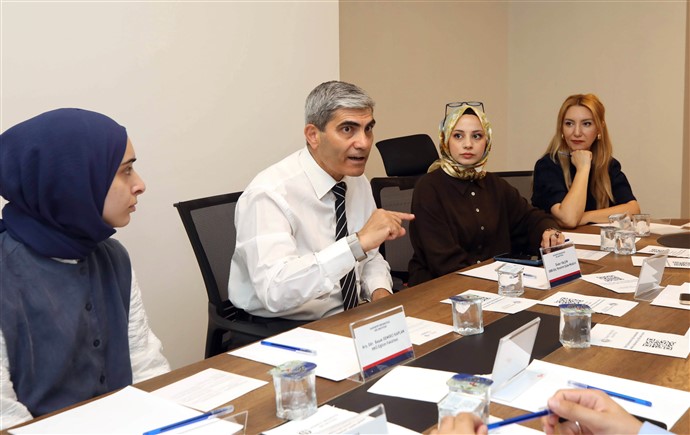 Gaün Göç Ensti̇tüsü’nden “Suri̇ye’ni̇n Yeni̇den Yapilanmasi” Çaliştayi 4