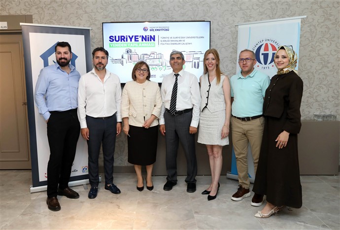 Gaün Göç Ensti̇tüsü’nden “Suri̇ye’ni̇n Yeni̇den Yapilanmasi” Çaliştayi 9