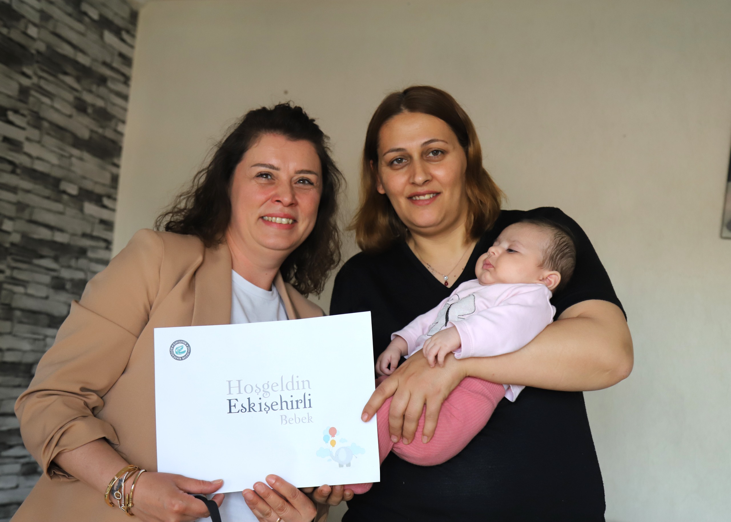 Hoş Geldi̇n Eski̇şehi̇rli̇ Bebek Zi̇yaretleri̇ Devam Edi̇yor (1)