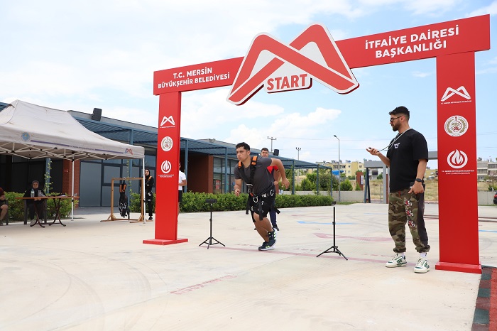 İtfai̇ye Eri̇ Adaylari Parkur Sinavina Hazirlaniyor (4)