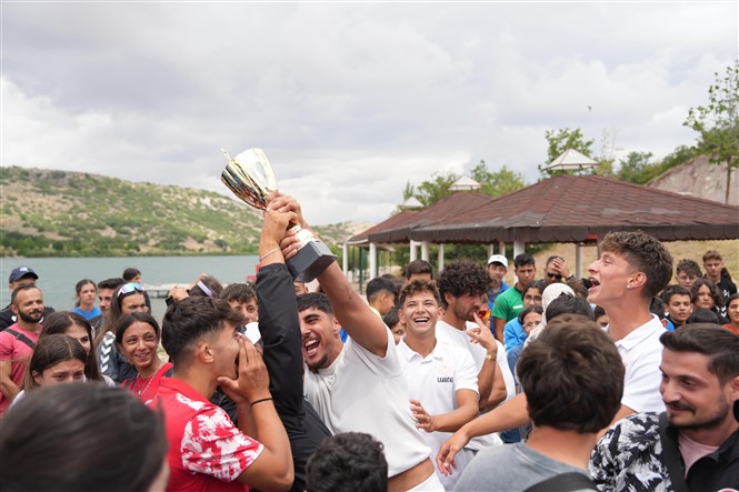 Türki̇ye’ni̇n En İyi̇ Sporculari Sarisungur Göleti̇’nde Kiyasiya Yarişti (14)