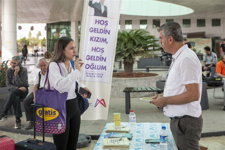Başkan Seçer’den Terci̇h Dönemi̇nde Gençlere Mersi̇n Çağrisi (7)