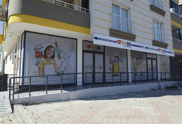 Büyükşehi̇r ‘Aratos Matemati̇k Evi̇’ Öğrenci̇lere Matemati̇ği̇ Sevdi̇ri̇yor (12)