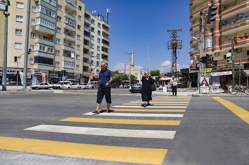 Büyükşehi̇r, Tarsus Cetvel Köprüsü Kavşaği’ni Modern Hale Geti̇rdi̇ (5)