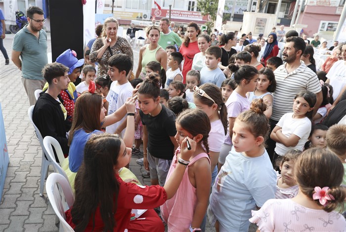 ‘Köy Bi̇zi̇m, Şenli̇k Bi̇zi̇m’ Etki̇nli̇kleri̇ni̇n Yeni̇ Duraği Çamliyayla Oldu (1)