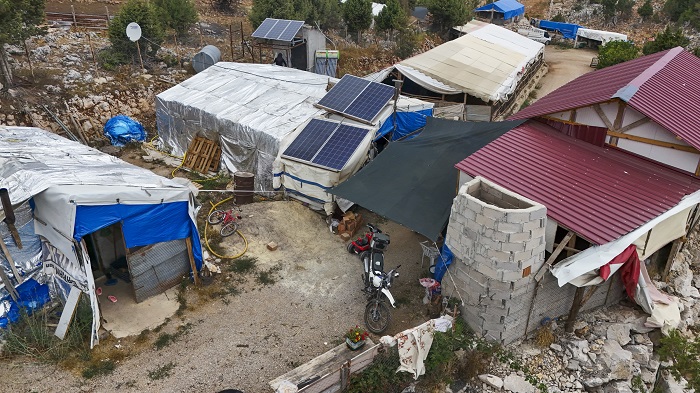 Büyükşehi̇r İle Kil Çadirlar Aydinlaniyor (4)