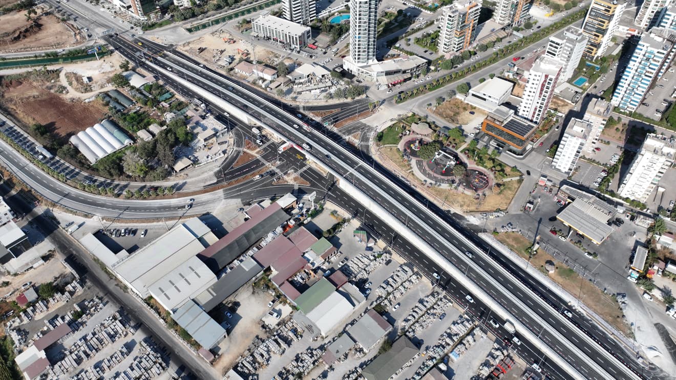 Köprülü Kavşak Trafiğe Açıldı