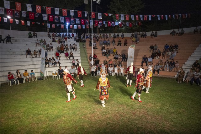 Mersi̇n’de Yaz Coşkusu Büyükşehi̇r’i̇n ‘Yayla Şenli̇kleri̇’ İle Başladi (4)
