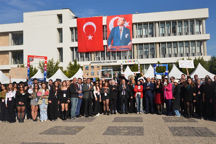 Ünides