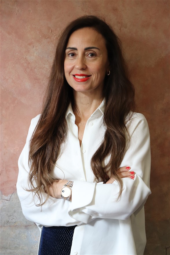 C E K U L Vakfi Genel Sekreteri Ilgın Sözen 141410735