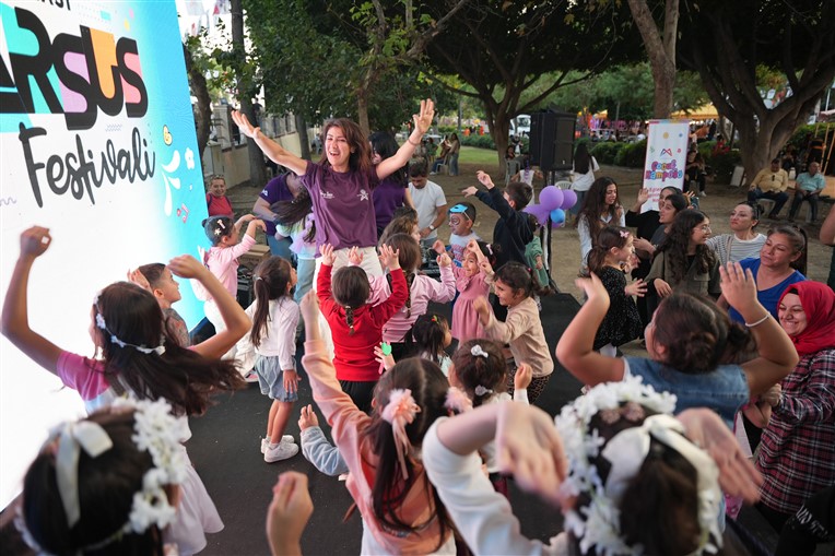 Bi̇nlerce Yurttaş ‘4. Uluslararasi Tarsus Festi̇vali̇’ne Akin Etti̇ (37)