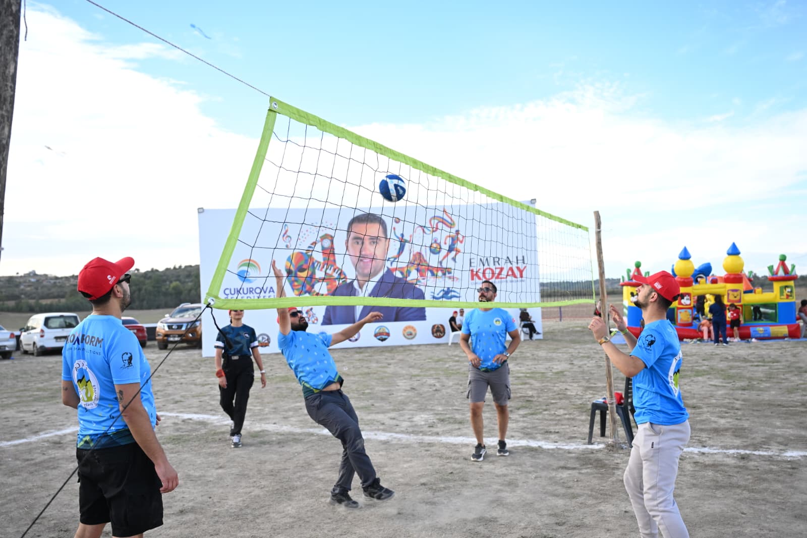 Cumhuri̇yet Kampi (2)