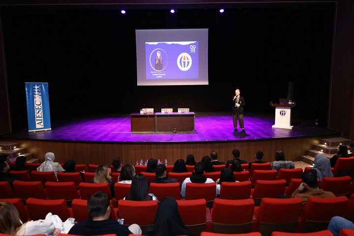 Gazi̇antep Üni̇versi̇tesi̇nde “Step 4 Future” Etki̇nli̇ği̇ Düzenlendi̇ 2