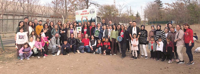 Öğretmenler Atatürk Orman Çiftliği'nde