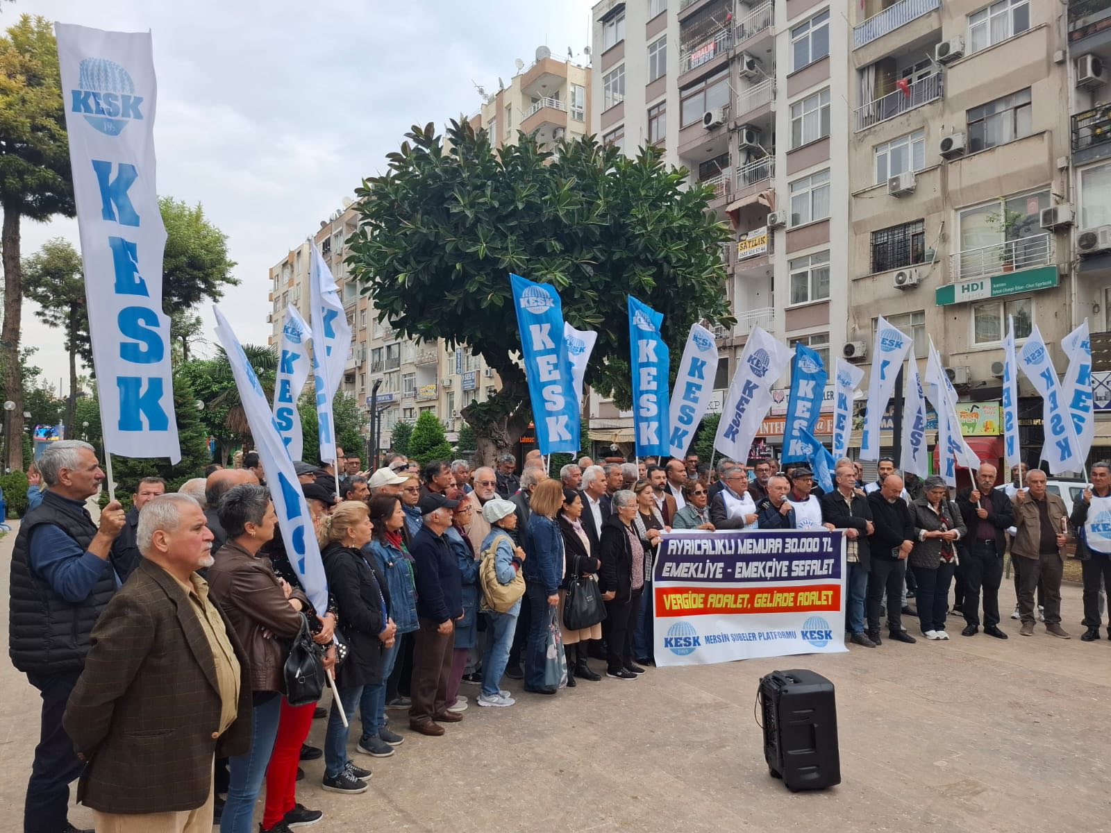 594972271 25615713421358162 290476650389853845 N