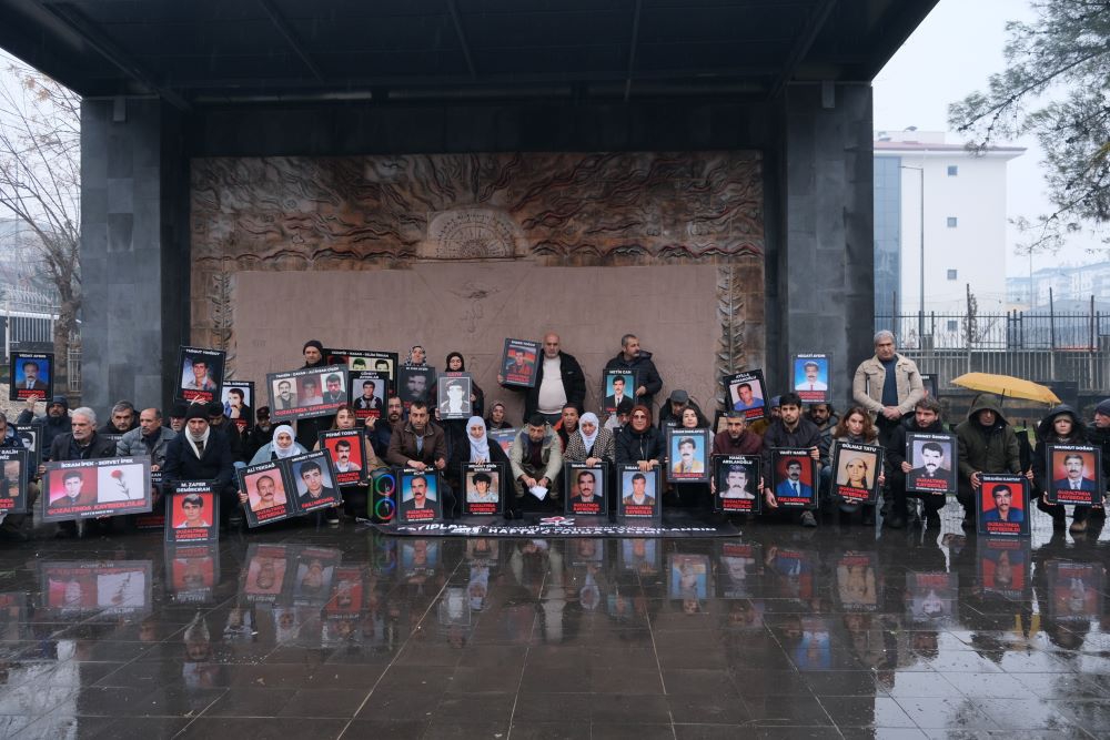 96E5B75170B68B1B77B04D91274Be661