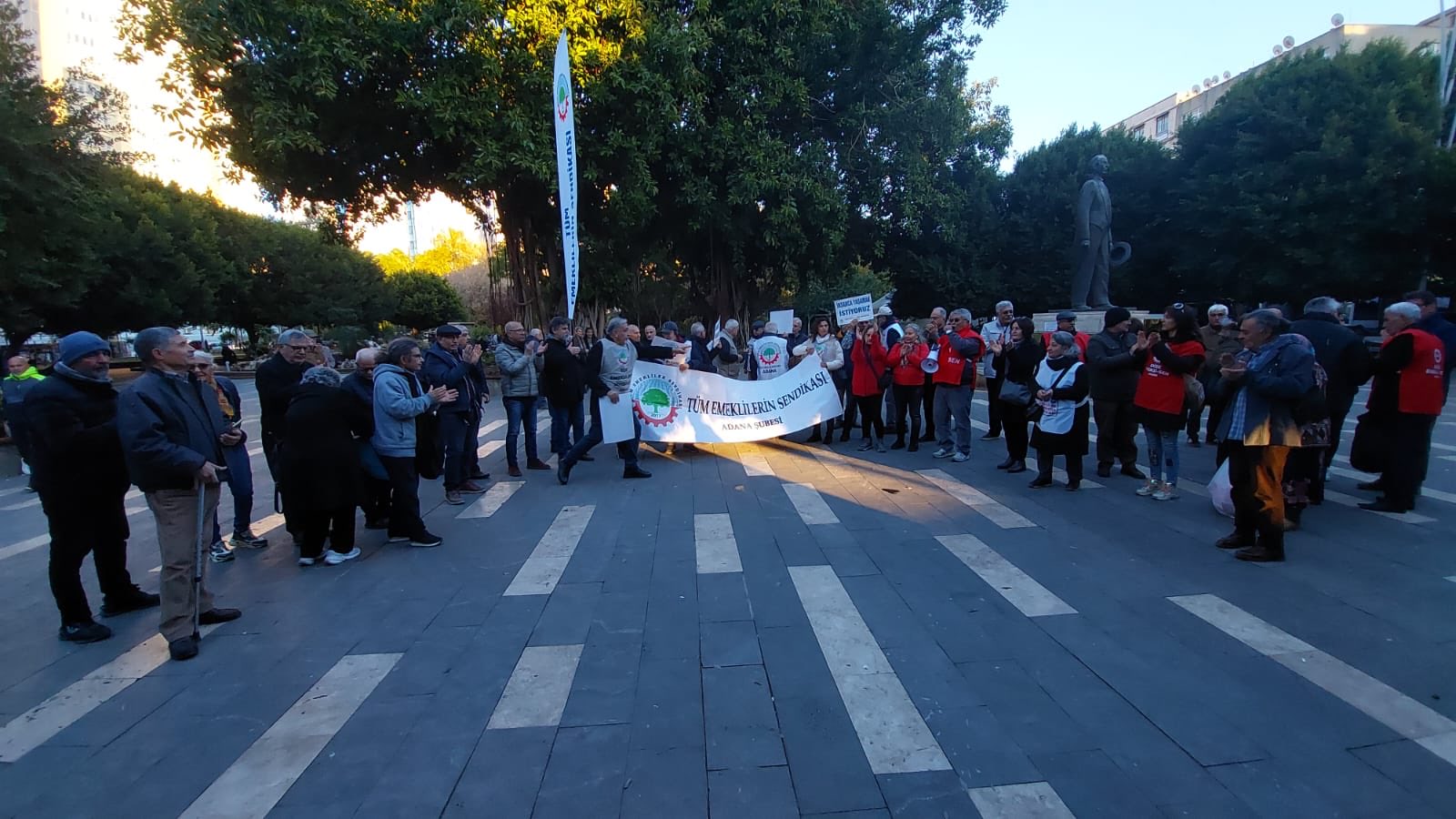 G9Qsy Df W A A A C5 Nq