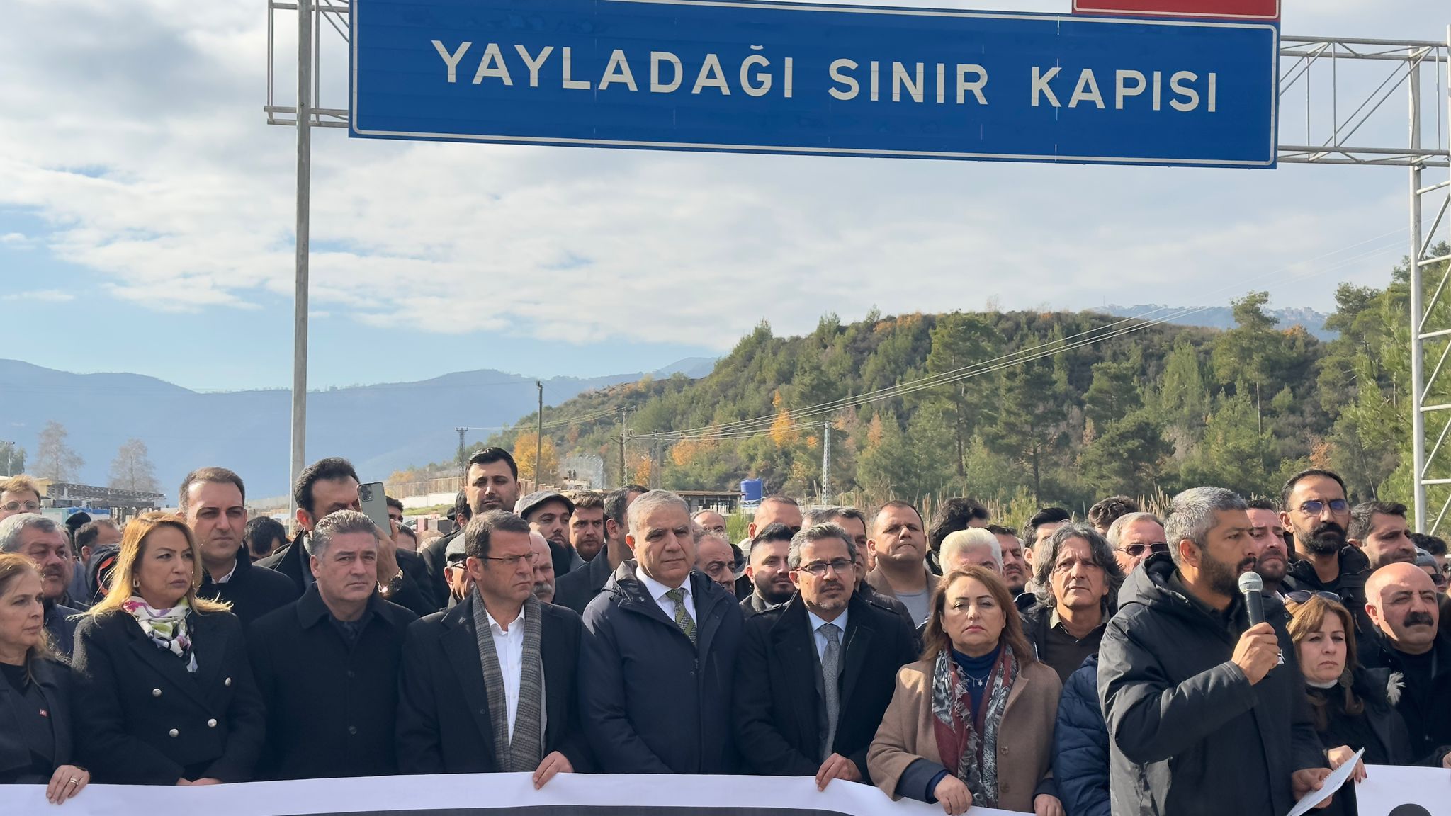 Müzeyyen Şevki̇n Suri̇ye Siniri (3)