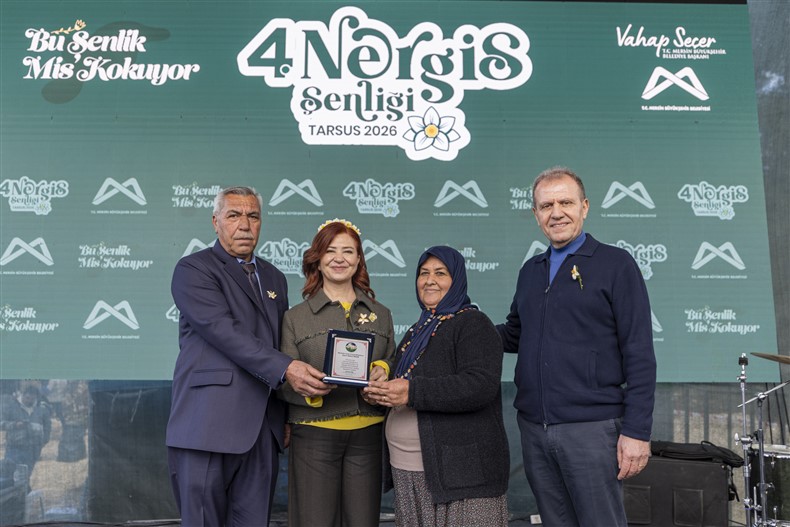 Başkan Seçer Ve Meral Seçer ‘4. Nergi̇s Şenli̇ği̇’ne Katildi (19)