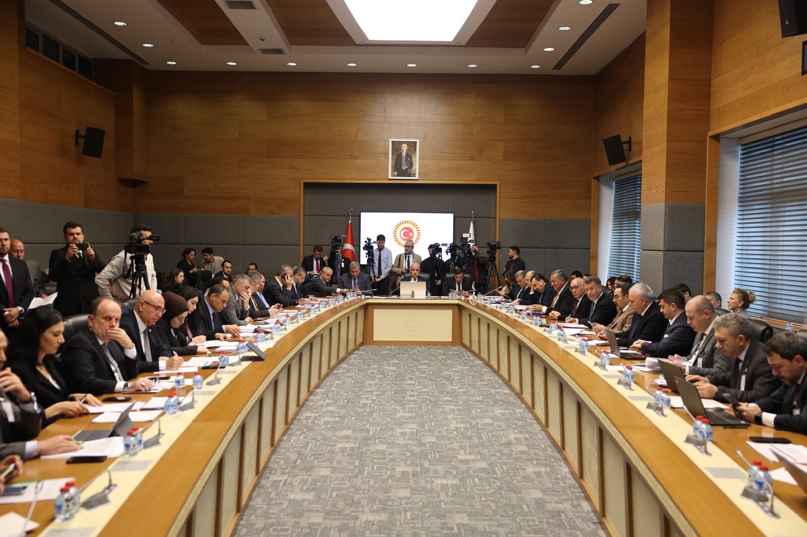 Ayhan Barut Komisyon Gundemi (2)