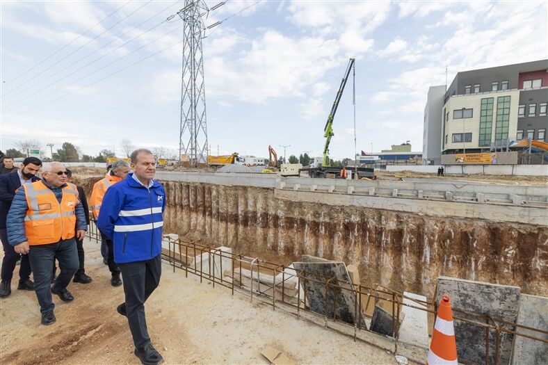 Başkan Seçer, Hal Katli Kavşaği İnşaatinda İncelemelerde Bulundu (6)