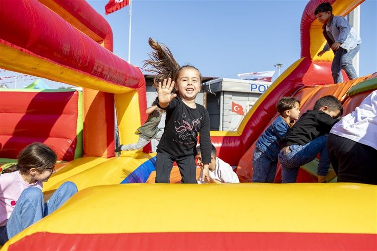 Çocuklarin Dünü, Bugünü, Yarini Büyükşehi̇r’e Emanet (5)