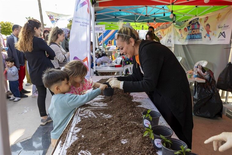 Çocuklarin Dünü, Bugünü, Yarini Büyükşehi̇r’e Emanet (7)