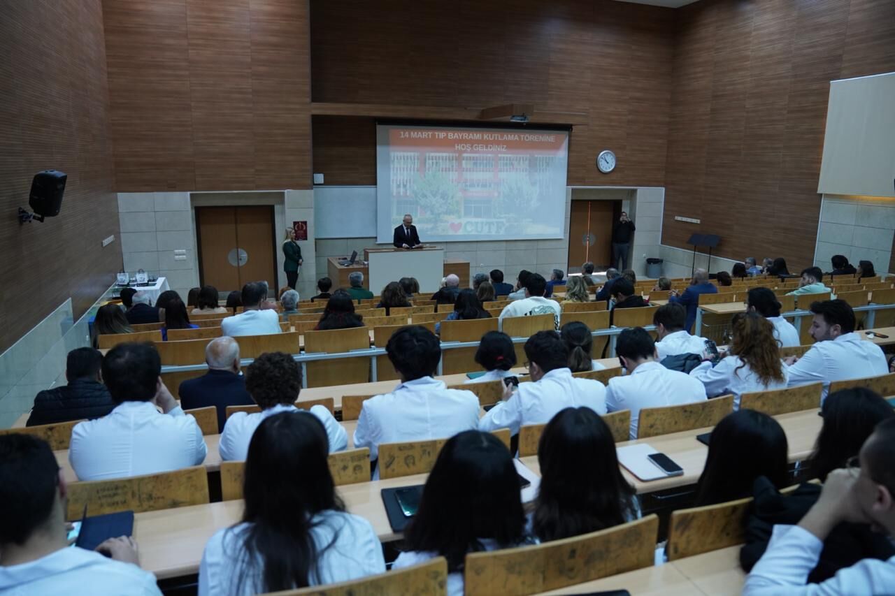Çukurova Üniversitesi Tıp Fakültesi 14 Mart Tıp Bayramını Kutladı Foto (4)