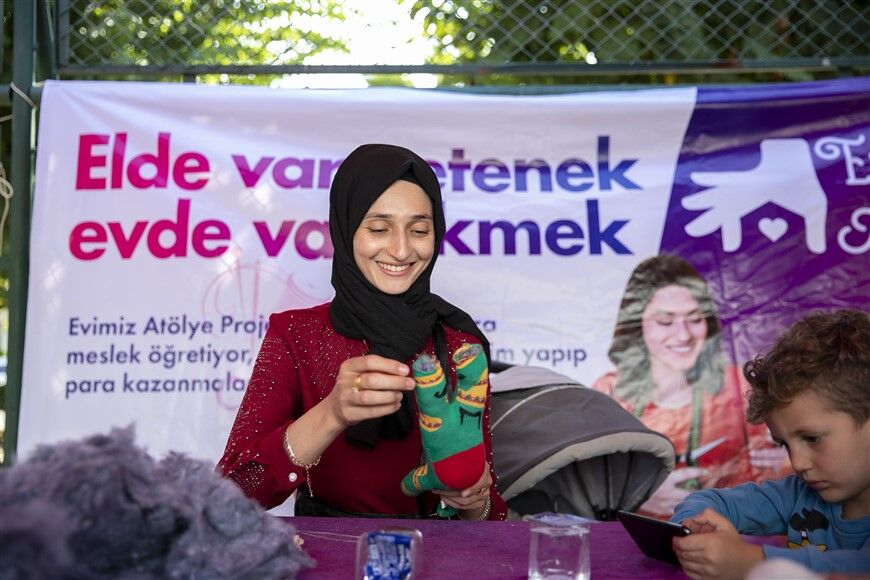 Kadinlar Mersi̇n Büyükşehi̇r İle Hayati Baştan Yaziyor (5)