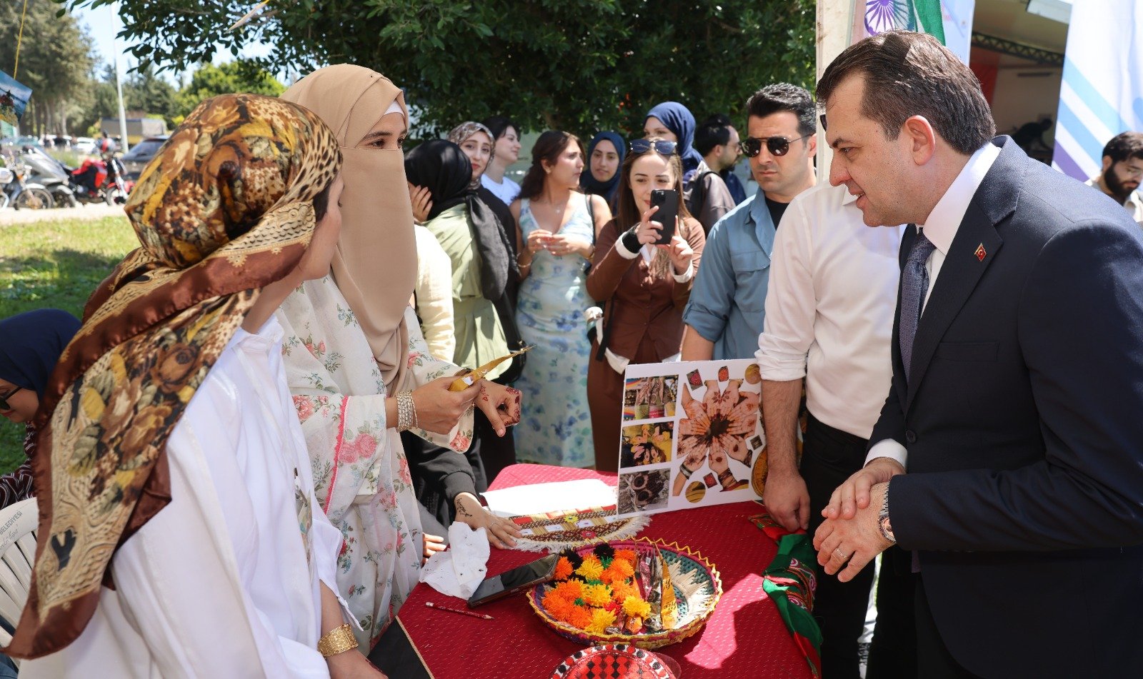 Çukurova Üniversitesi Global Fest 2026 Farklı Kültürlerin Kucaklaşmasına Sahne Oldu (1)