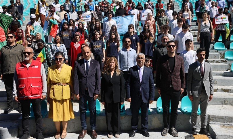 Çukurova Üniversitesinde Kültürlerin Buluşma Noktası Globalfest Başladı Foto (10)