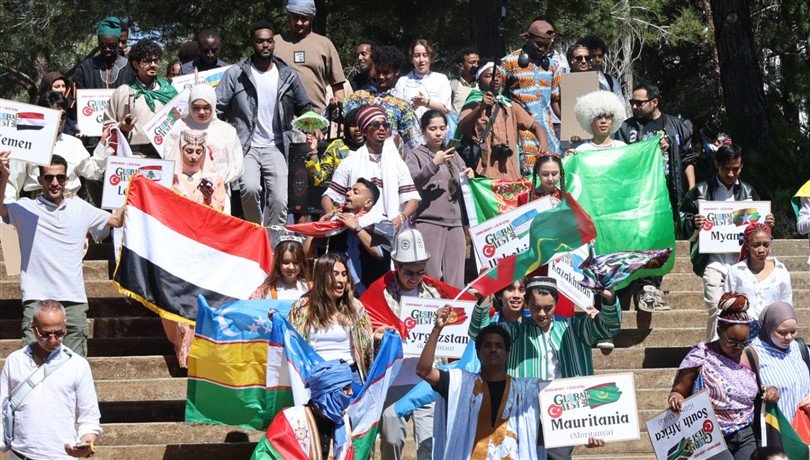 Çukurova Üniversitesinde Kültürlerin Buluşma Noktası Globalfest Başladı Foto (11)