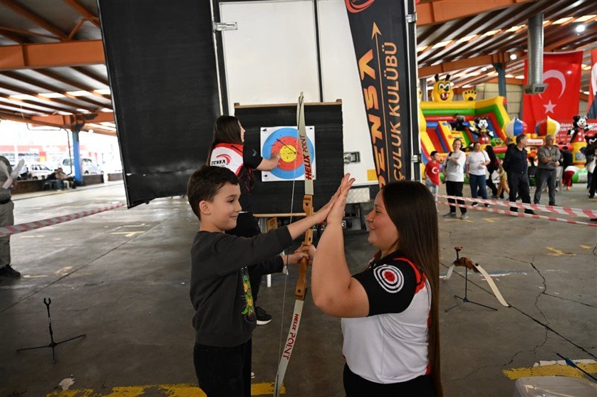 Çukurova'da 23 Nisan Coşkusu (11)