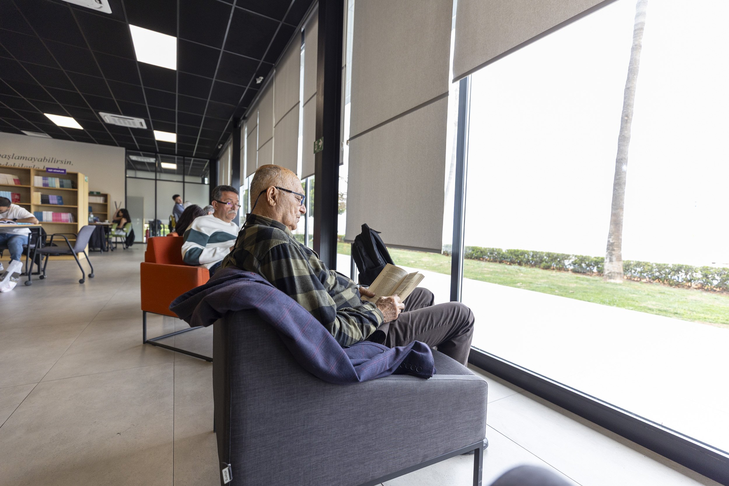 Mersi̇n Büyükşehi̇r’den Eği̇ti̇me Di̇ji̇tal Destek (3)