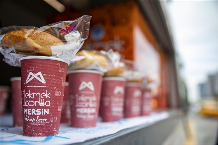 Mersi̇n’de Sosyal Destek Aği Büyüyor Mersi̇n Büyükşehi̇r İle Bi̇nlerce Ai̇leye Umut Olunuyor (1)