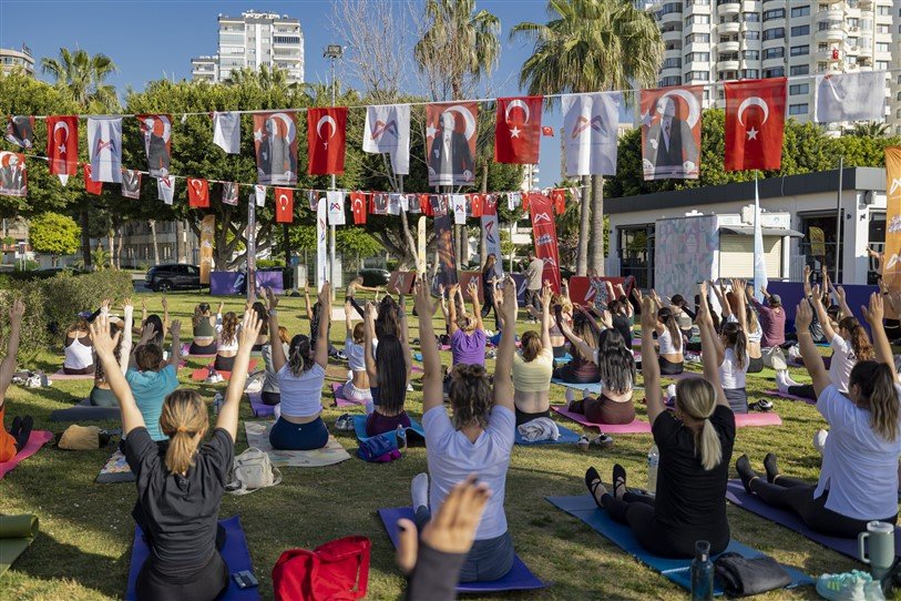 Spor Kenti̇ Mersi̇n’de Bahar Enerji̇si̇ Sahi̇le Taşti (2) Renamed 9360