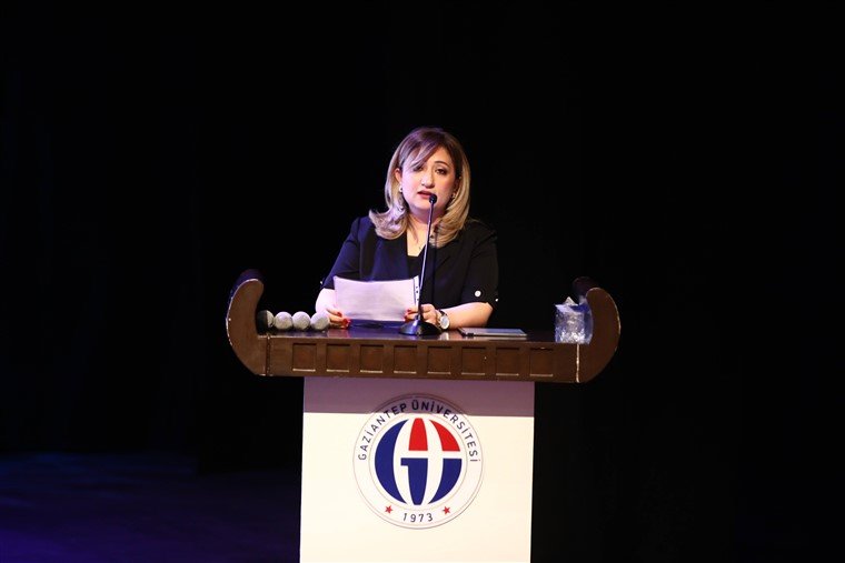 Ulusal Genç Edad Sempozyumu Doç. Dr. Özge Parlar Öz