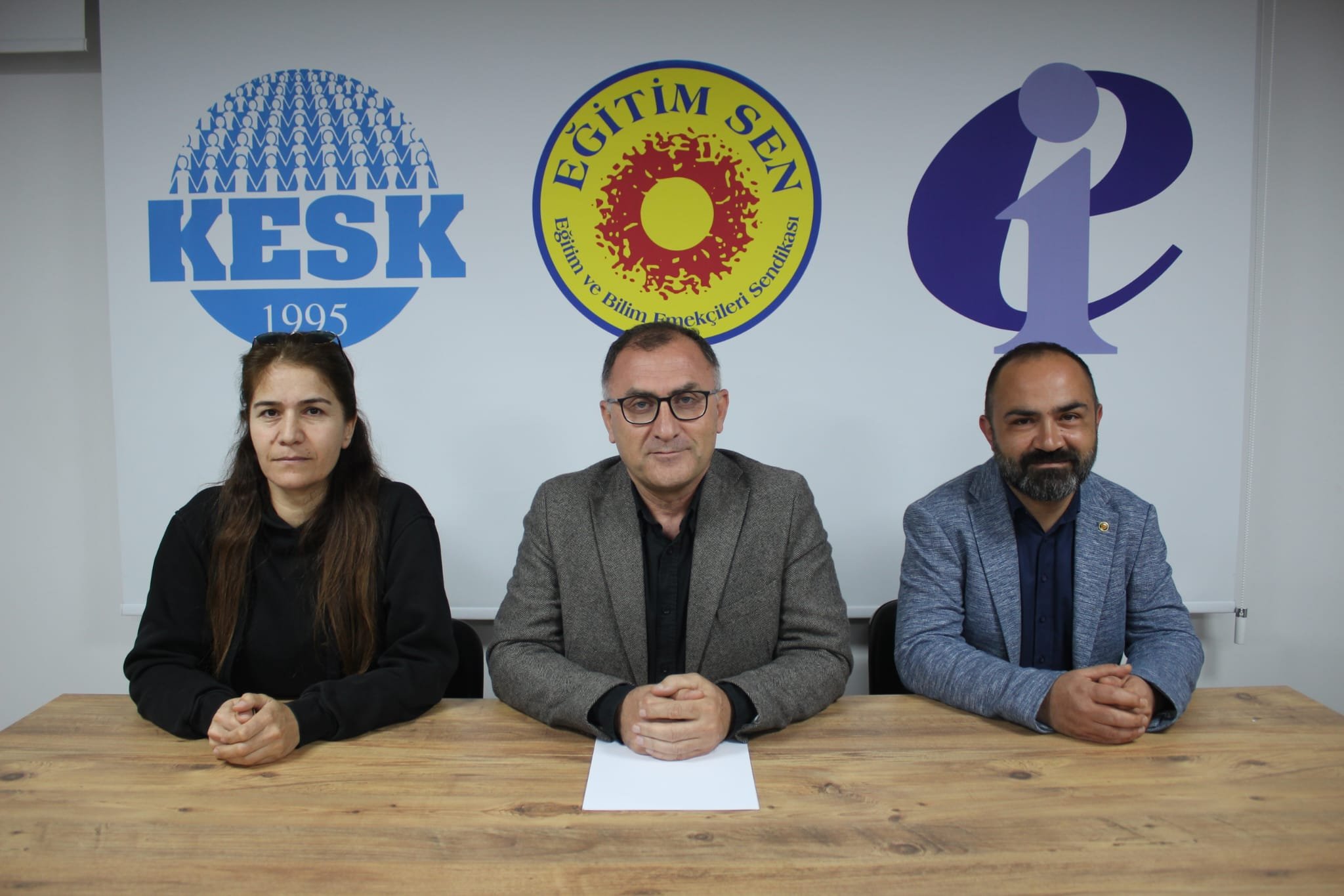 Eğitim Sen Adana’dan sert tepki: “İş bırakan öğretmenlere soruşturma derhal iptal edilmeli”