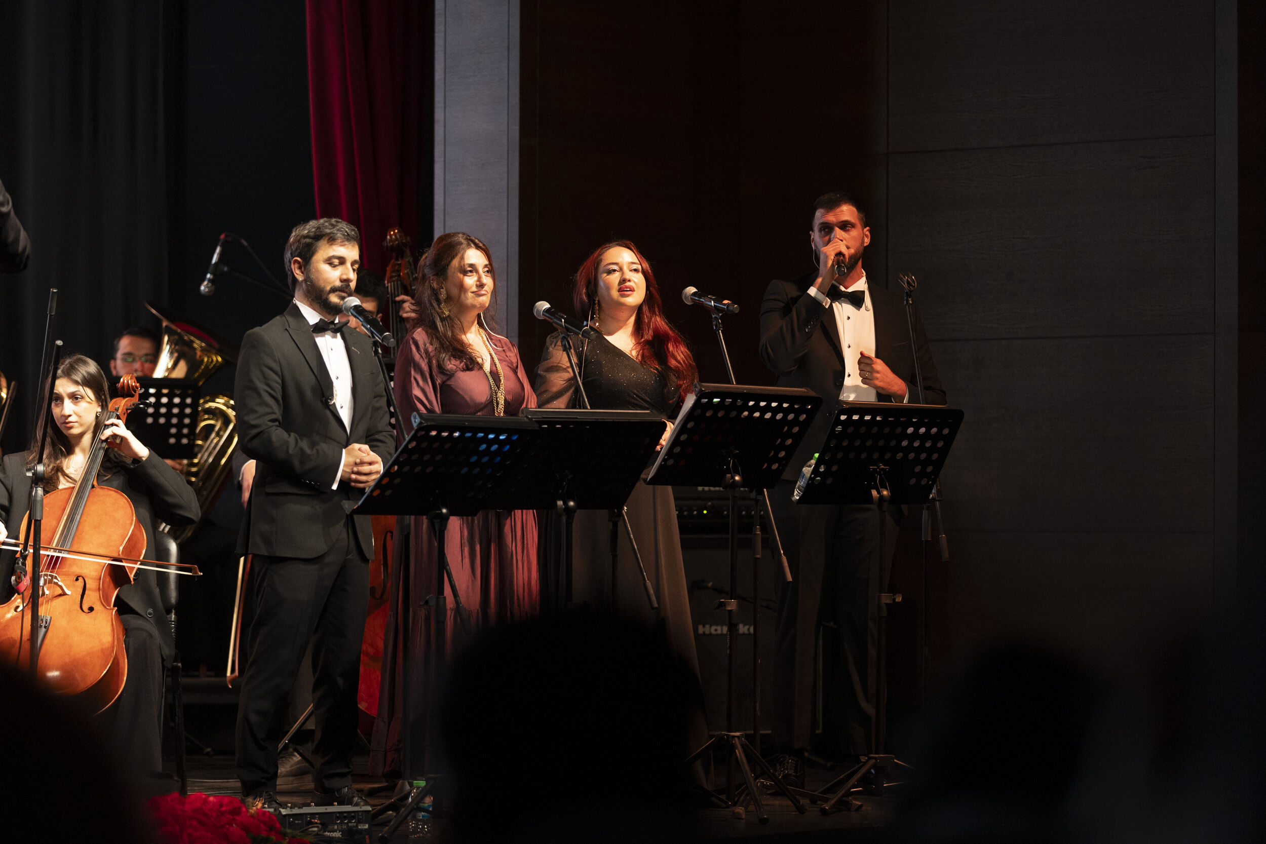 Mersnde Ustalara Saygi Geces Kent Orkestrasindan Duygu Dolu Konser (5)
