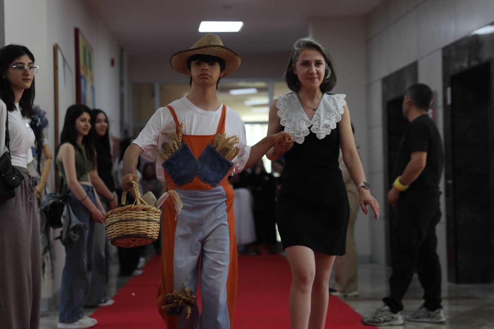 Çukurova Üniversitesinde Engelliler Haftasına Özel “Sınırları Kaldıran” Sanat Buluşması (8)