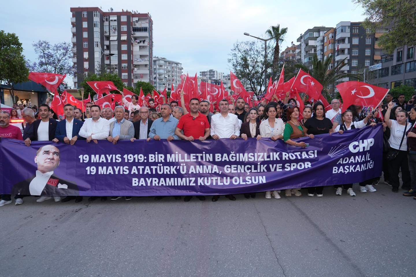 Çukurova’da 19 Mayis Coşkusu Meydanlara Siğmadi (13)
