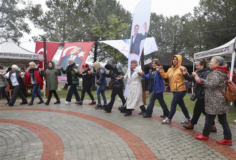 Mersi̇n Büyükşehi̇r İle Bu Yil Da Hidirellez Coşkuyla Kutlandi (1)