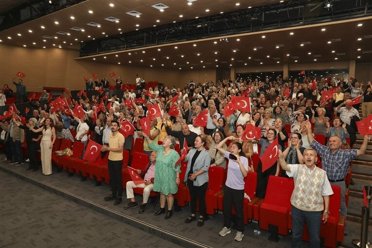 Mersi̇n Büyükşehi̇r Kuşaklari Türkülerle Buluşturdu (12)