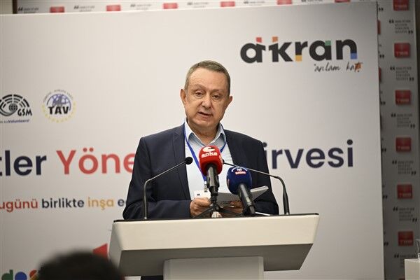 Başkan Seçer, Tbb Tarafindan Düzenlenen ‘Genç Dostu Kentler Yöneti̇şi̇m Zi̇rvesi̇’ne Katildi (9)