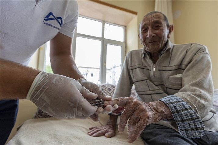 Mersi̇n Büyükşehi̇r ‘Herkesi̇n Ki̇msesi̇’ Olmaya Devam Edi̇yor (7)